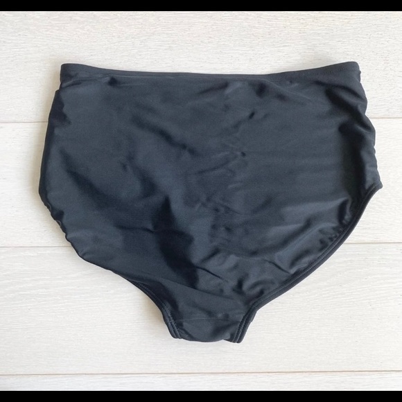 Albion Fit Bottoms - Picture 2 of 5